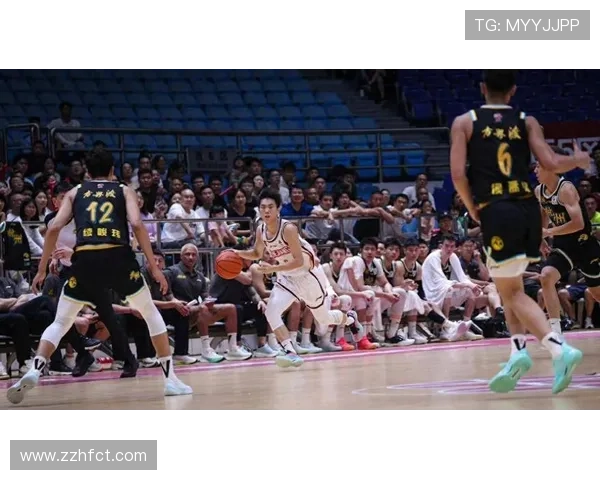 浙江广厦球迷见面会热烈举行 王博等球员与粉丝亲密互动共度难忘时光 浙江广厦球迷见面会热烈举行 王博等球员与粉丝亲密互动共度难忘时光